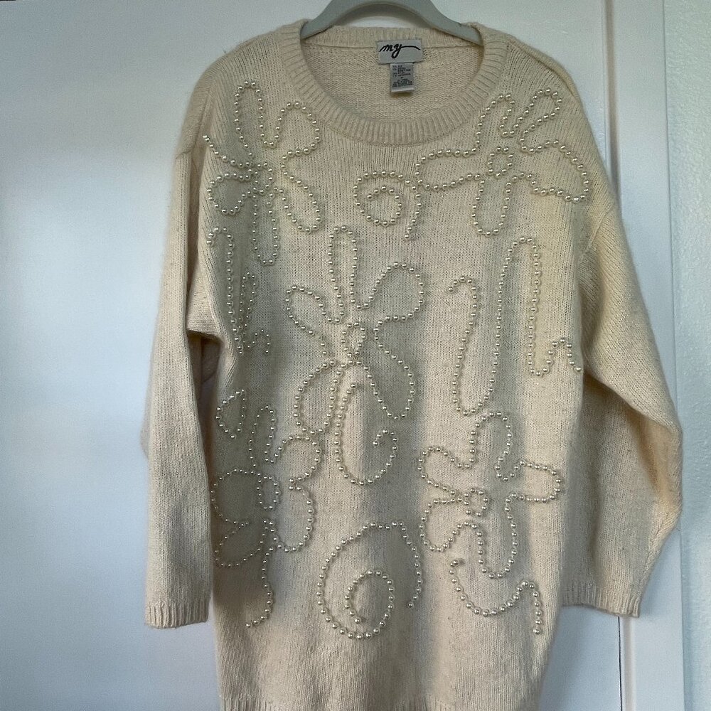 MY Vintage Pearl‎ Crewneck Ivory Sweater, Retro Pullover Pearl accent sweater, M